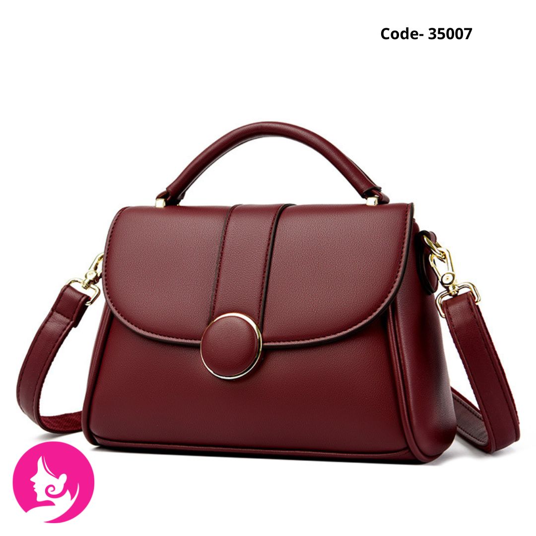 Chic PU mini handbag with gold chain strap, stylish and portable purse, front view.