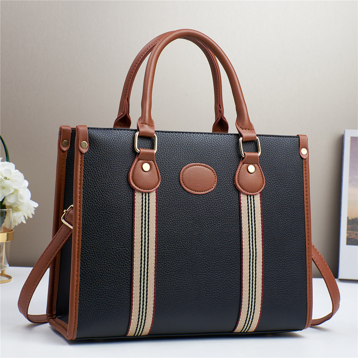 Stylish Women’s PU Handbag